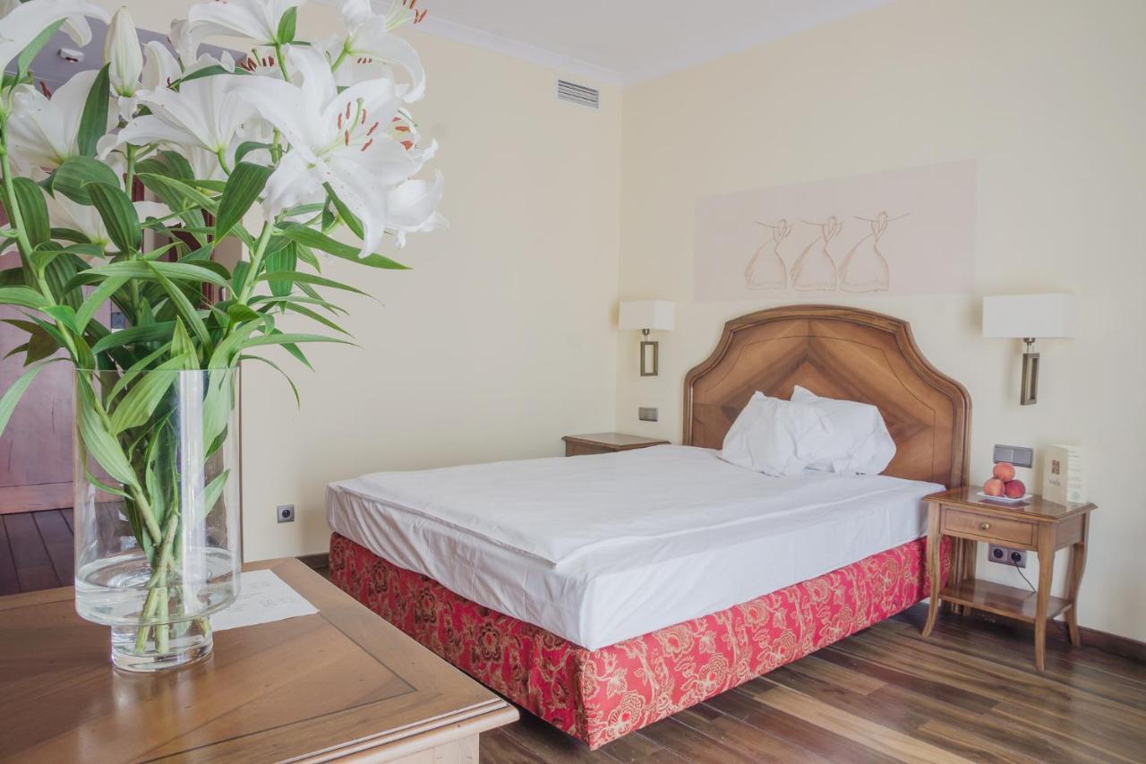 Hotel Rejs ウストカ 部屋 写真